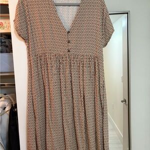 NWOT Elegant Dress straight from France 🇫🇷